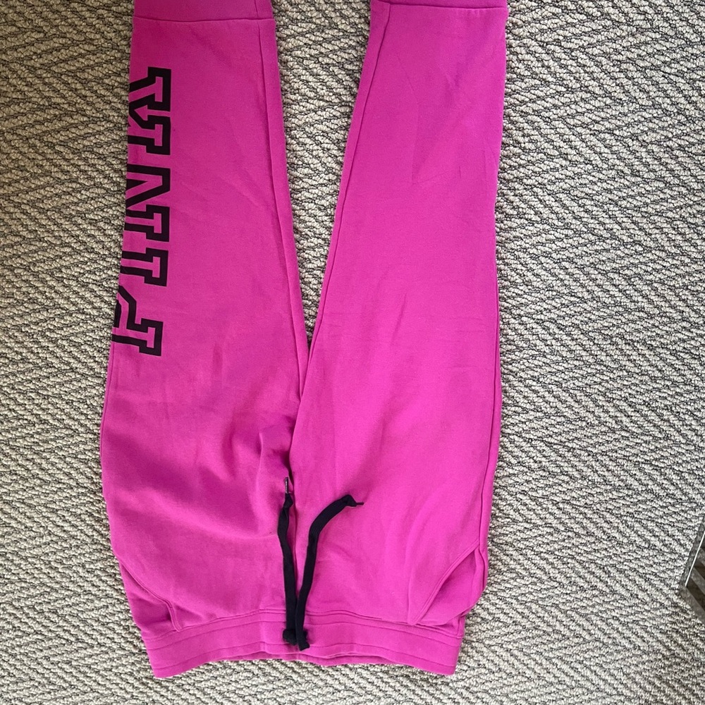 PINK Fushia Joggers (Never Worn)